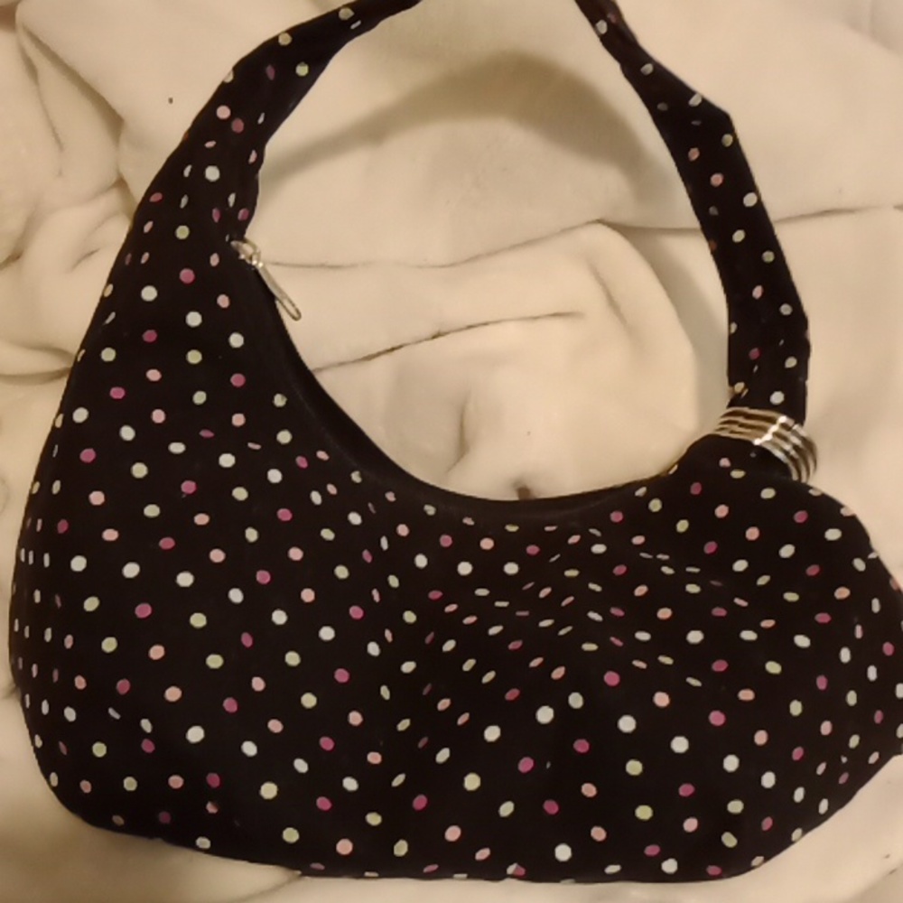 Mudd small mauve , pink 🩷 and white polka dot hobo with five cute metal rings.